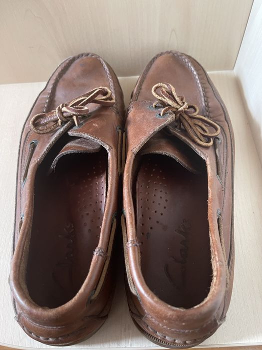 Продаються чоловічі топсайдери бренду Clarks