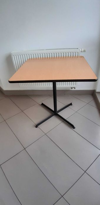 Sprzedam stolik