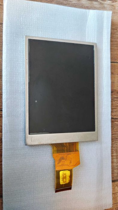 Nikon Coolpix L610  - wyświetlacz