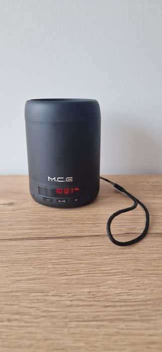 Głośnik bluetooth z radiem