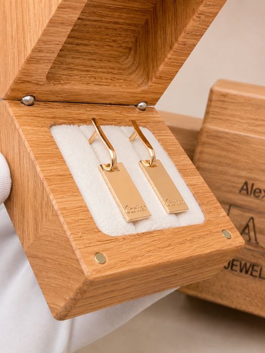 Золоті сережки 585 cartier вагою 6,6 г.