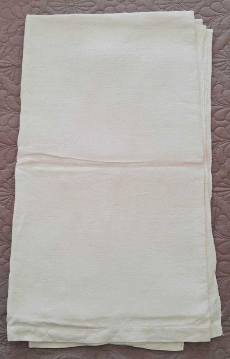 Conjunto de Lençóis Antigos em Linho Bordado à Mão – Grandes Dimensões