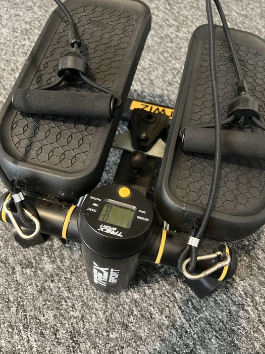 Stepper do cwiczeń skrętny 2w1 z linkami i licznikiem Trex Sport