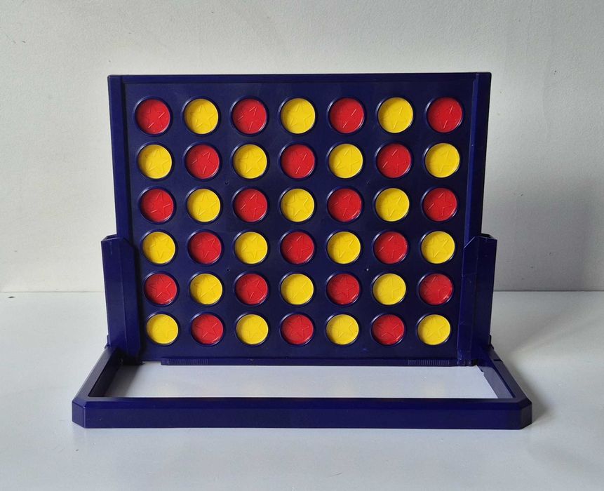 Jogo de tabuleiro Quatro em Linha / Connect 4
