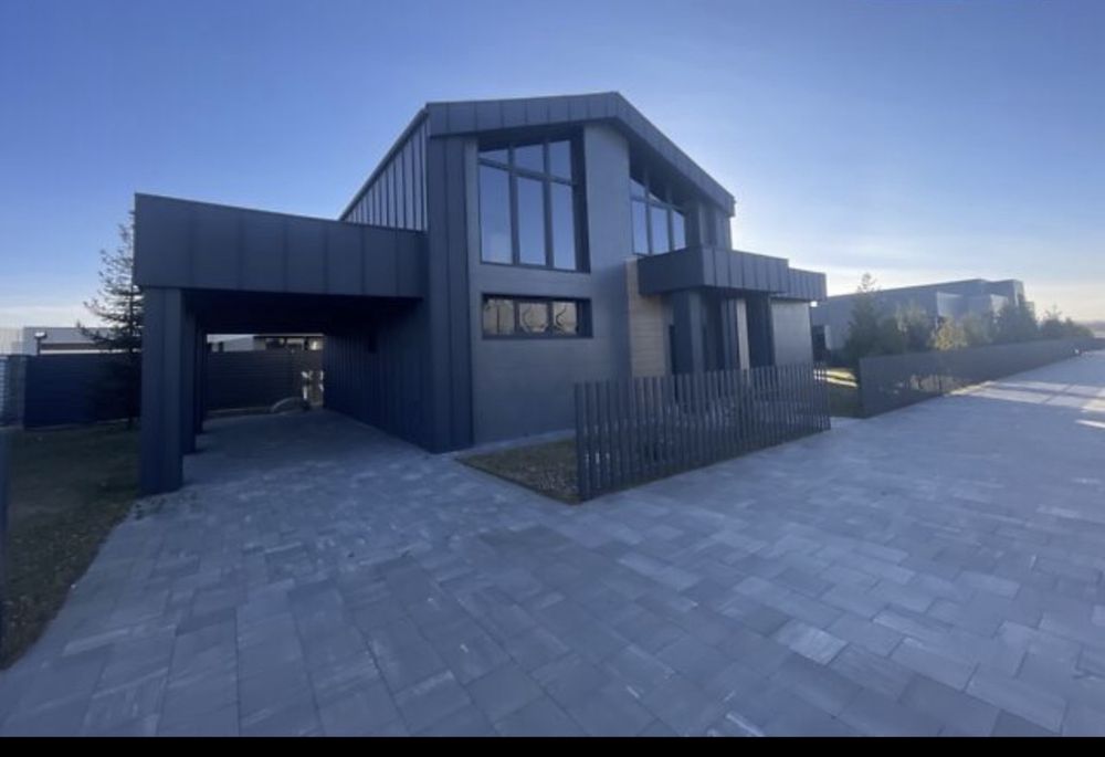 Продам будинок Осокорки вихід на воду