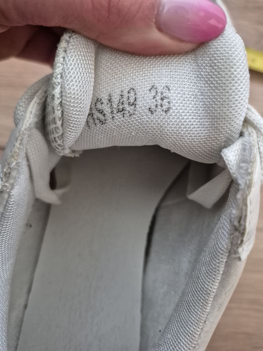 Szpilki i adidasy rozmiar 36