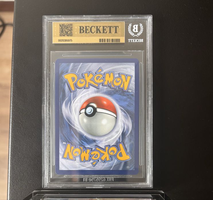 Reshiram 166 BGS pristine 10