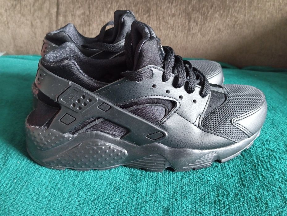 Buty sportowe damskie NIKE