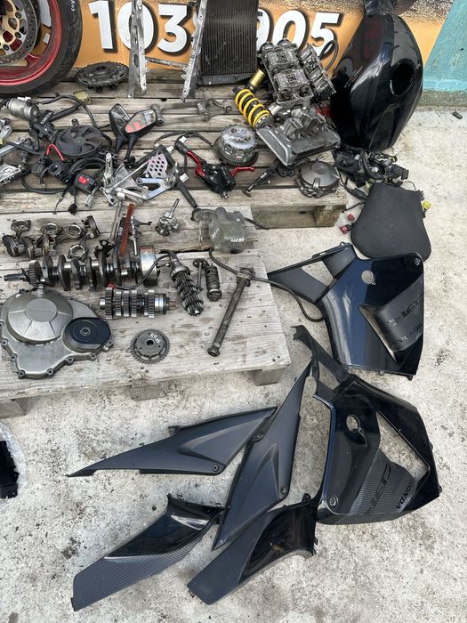 Пластик передний задний honda Cbr 600rr крыло радиатор