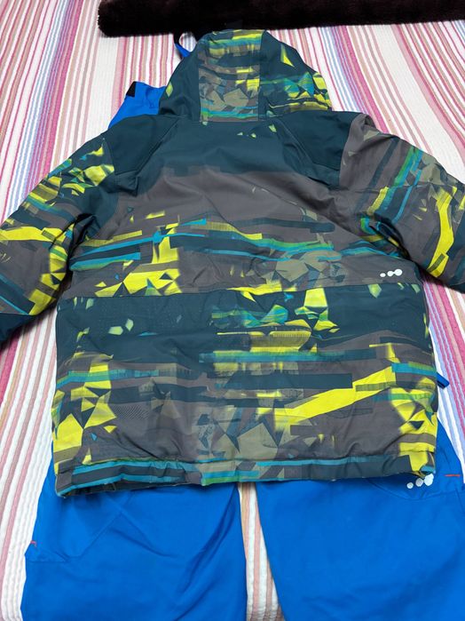 Conjunto de roupa da neve