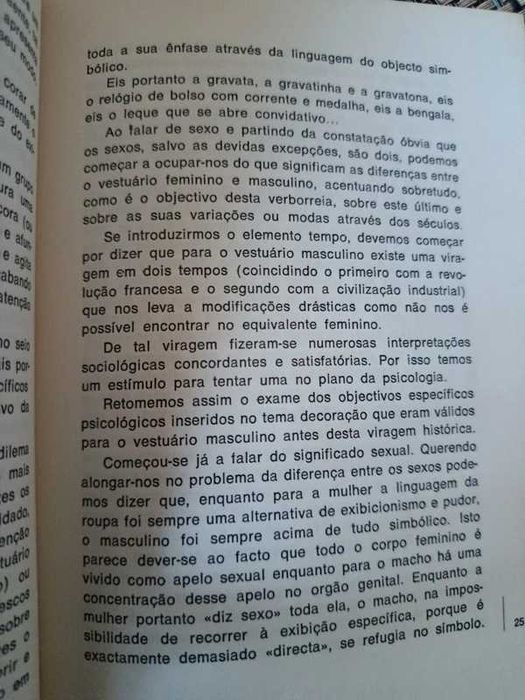 Psicologia do vestir, Umberto Eco, Renato Sigurtá