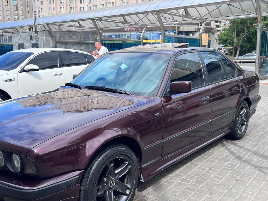 Авто бмв е34 м50б25
