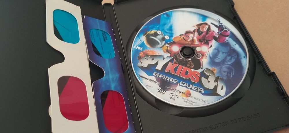 DVD Spy kids 3D com óculos