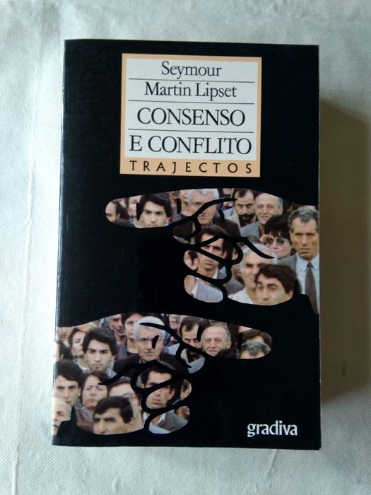 Política . . . .