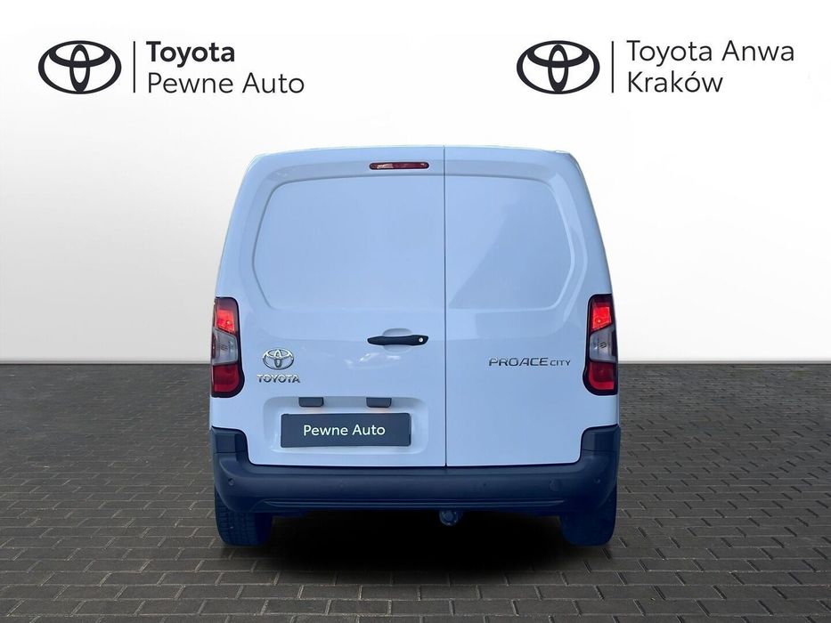 Toyota PROACE CITY  Toyota Proace City 1.5 D-4D Active | Multimedia