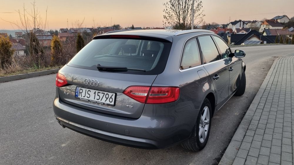 Audi A4 Avant 2,0Tdi. Super