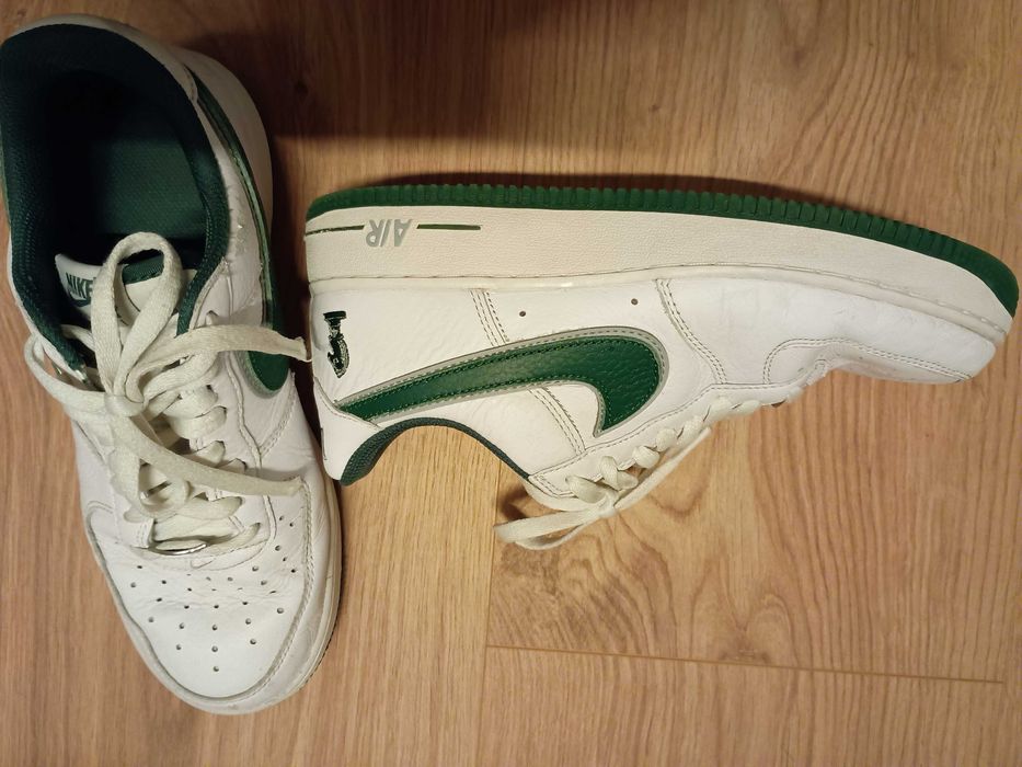 Raros Nike Air Force 1 Four Horsemen - LeBron James