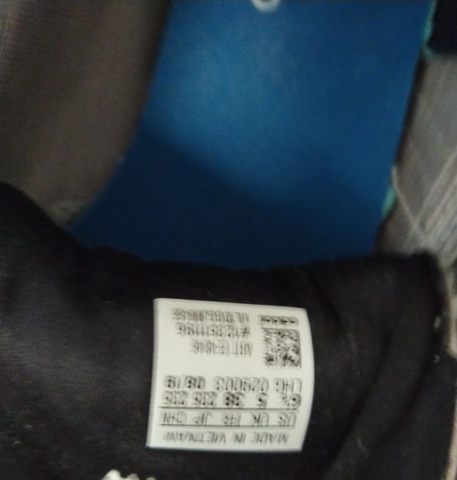 Sapatilhas novas Adidas ZX