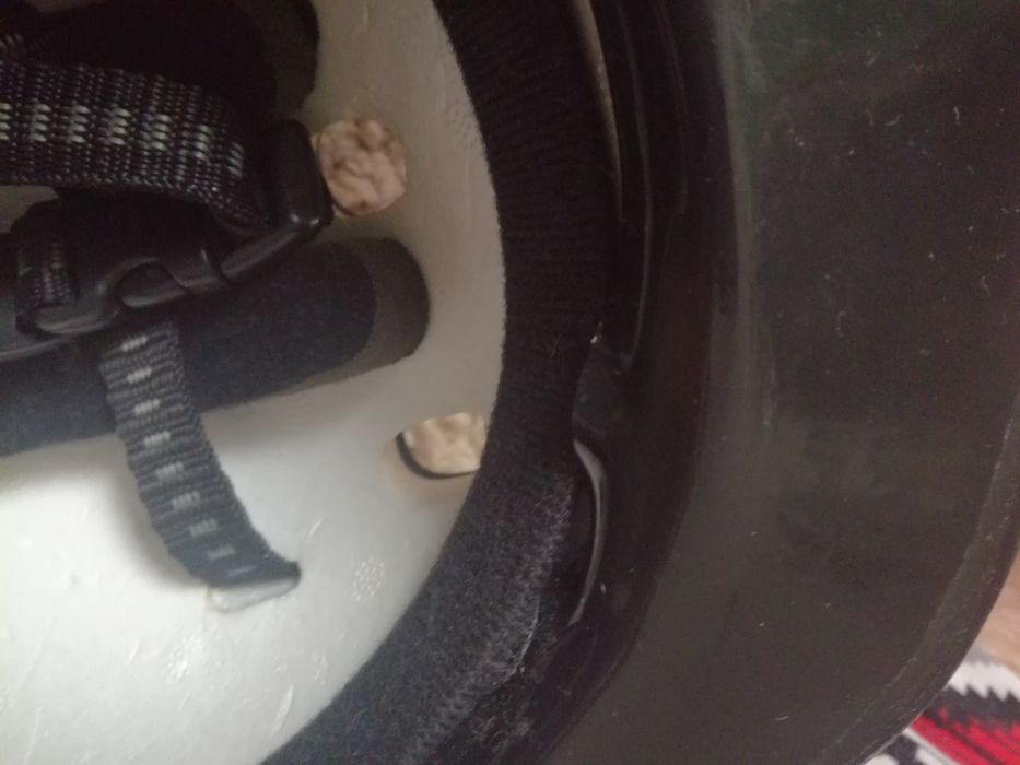 Kaski dziecięce bez marki