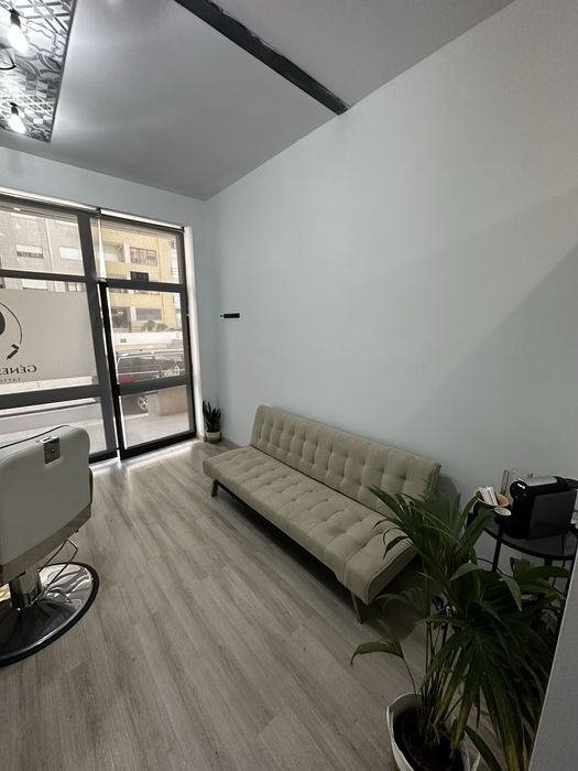 Vende-se Negócio Equipado – Barbearia + Estúdio de Tatuagem | Arrendamento a Acordar