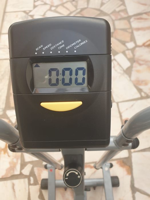 Máquina de desporto Elíptica