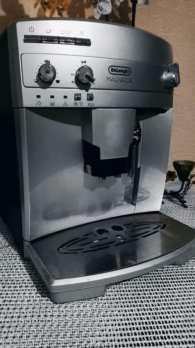 Кавомашина Delonghi Magnifica- Ідеальна кава кожного дня!