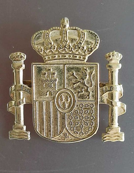 Insígnia da Casa Real de Espanha adereço boina chapéu