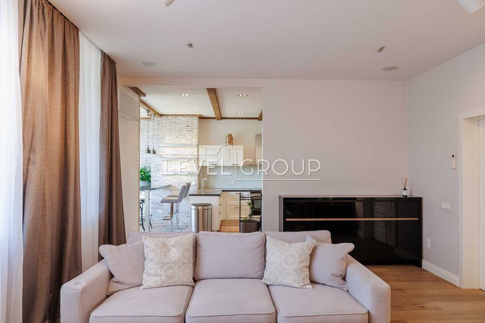 ЖК Пори року (Времена года) 3-к з якісним ремонтом