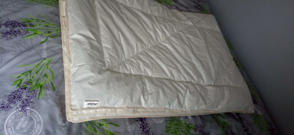 Kołdra z alpaki 100% 140/200 cm