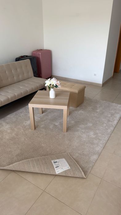Tapete IKEA bege
