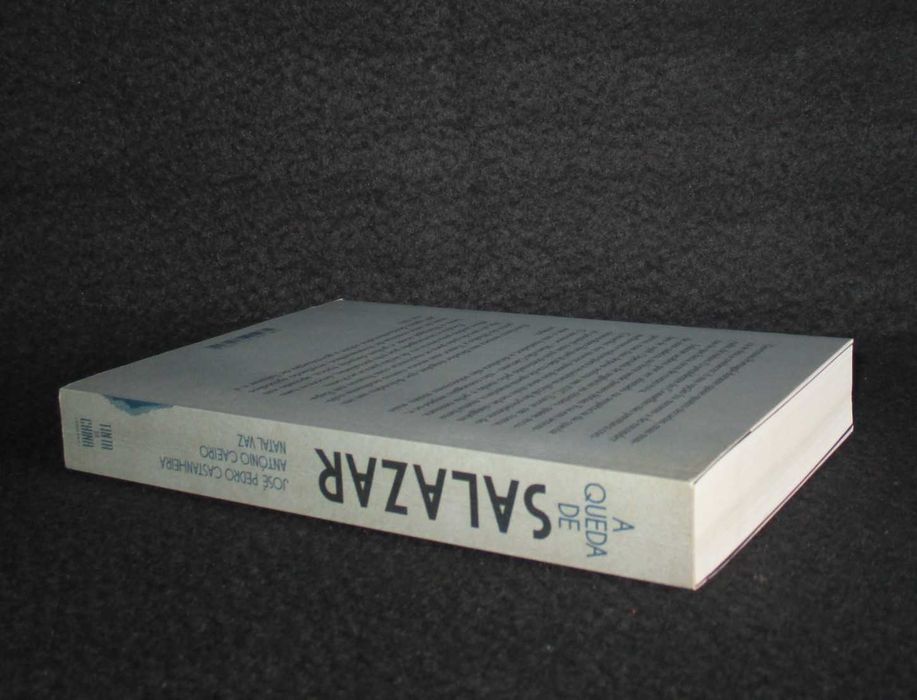 Livro A Queda de Salazar​ O Princípio do Fim da Ditadura