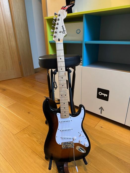 Gitara elektryczna Squier Sonic Strat MN 2TSB