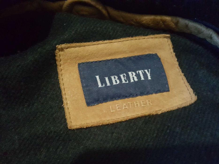 Куртка кожаная бренд Echtes Leder.