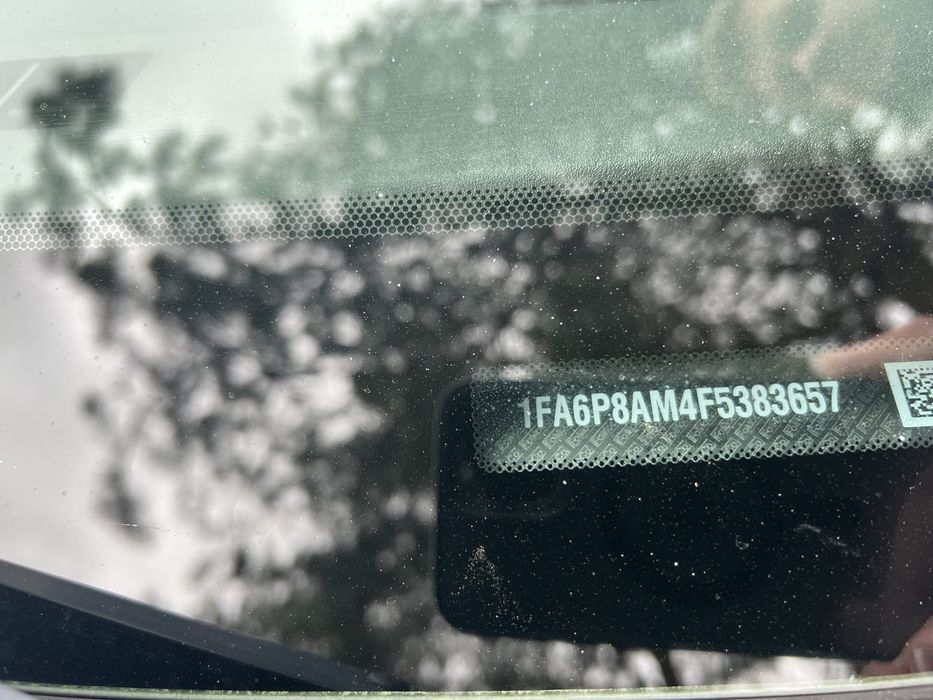 Sprzedam Ford Mustang 2015 v6 305 km.