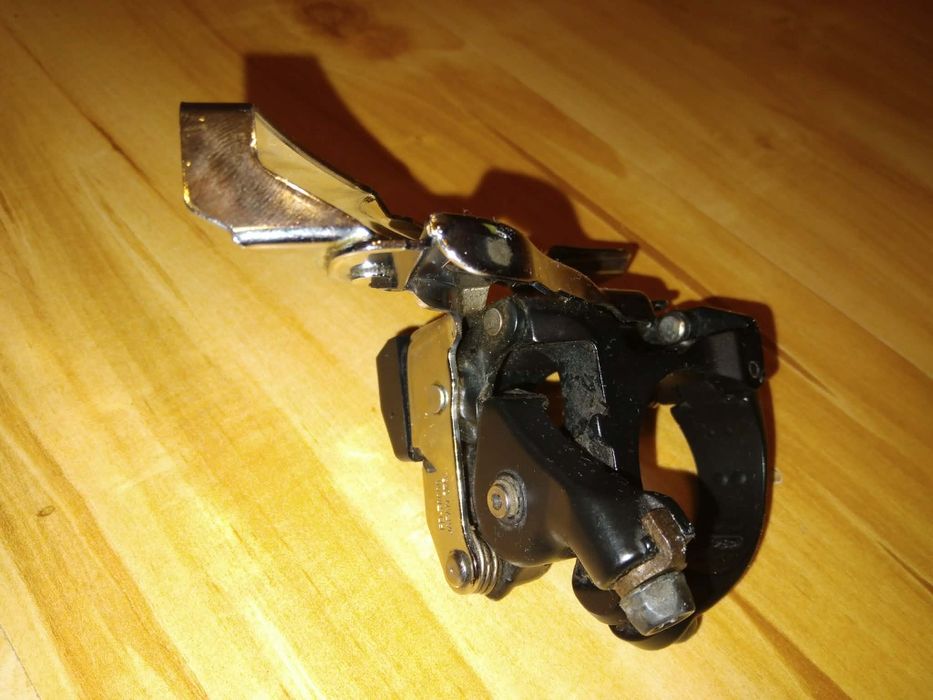 Przednia przerzutka Shimano Deore XT Fd-T8000