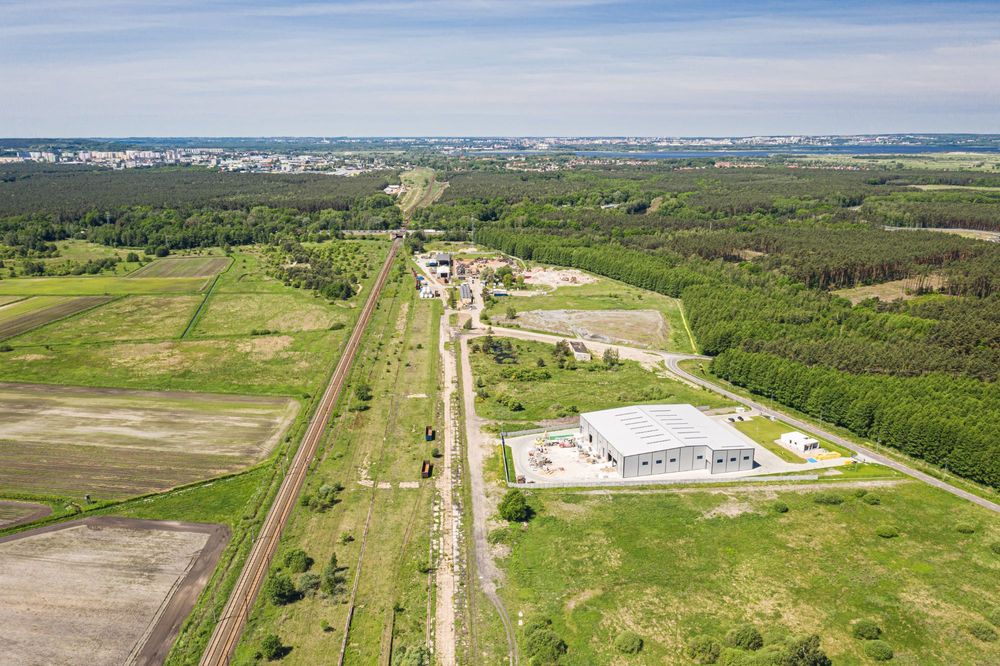 Hala produkcyjna 3400 m2 , suwnice, teren 12400m2, Szczecin