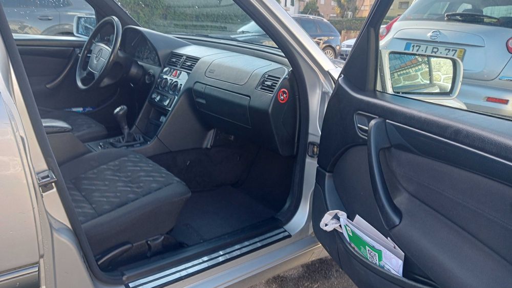 Carrinha Mercedes Benz 220 CDI Espirit