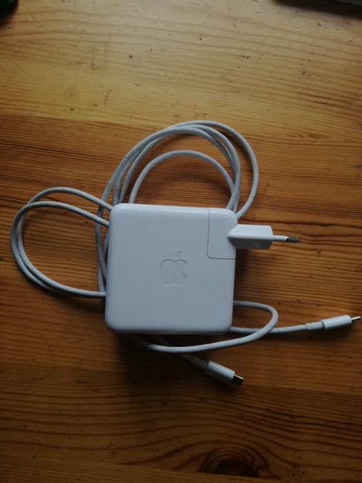 Apple 67W USB-C Power Adapter