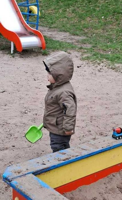 Куртка на мальчика 1,5 годика