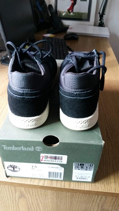 Botas Timberland (Tamanho EU 41 / Size UK 7 )