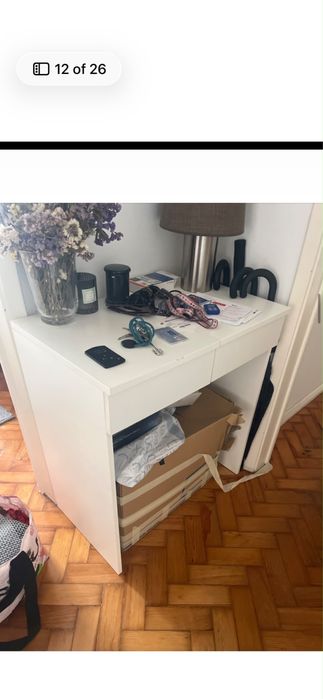 Mesa /Tocador  com espelho e gaveta