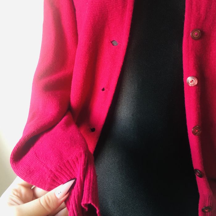 Sweterek mięciutki puchaty z angory w kolorze malinowym róż