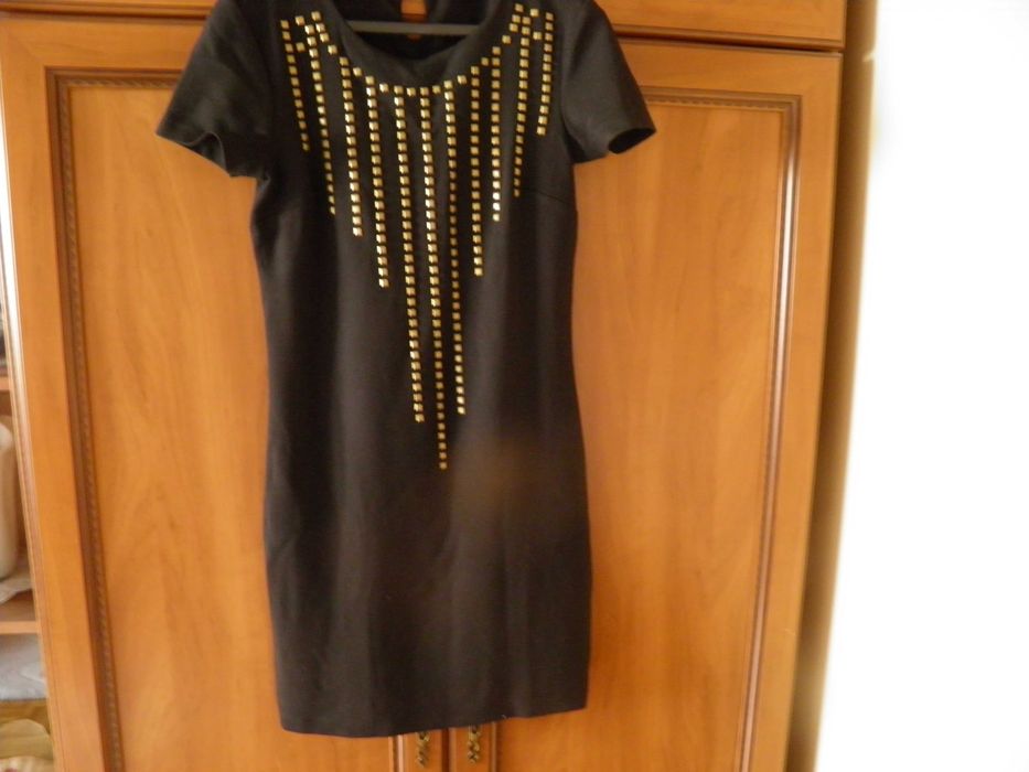 Sukienka mini roz. S Reserved oryginalnie zdobiona