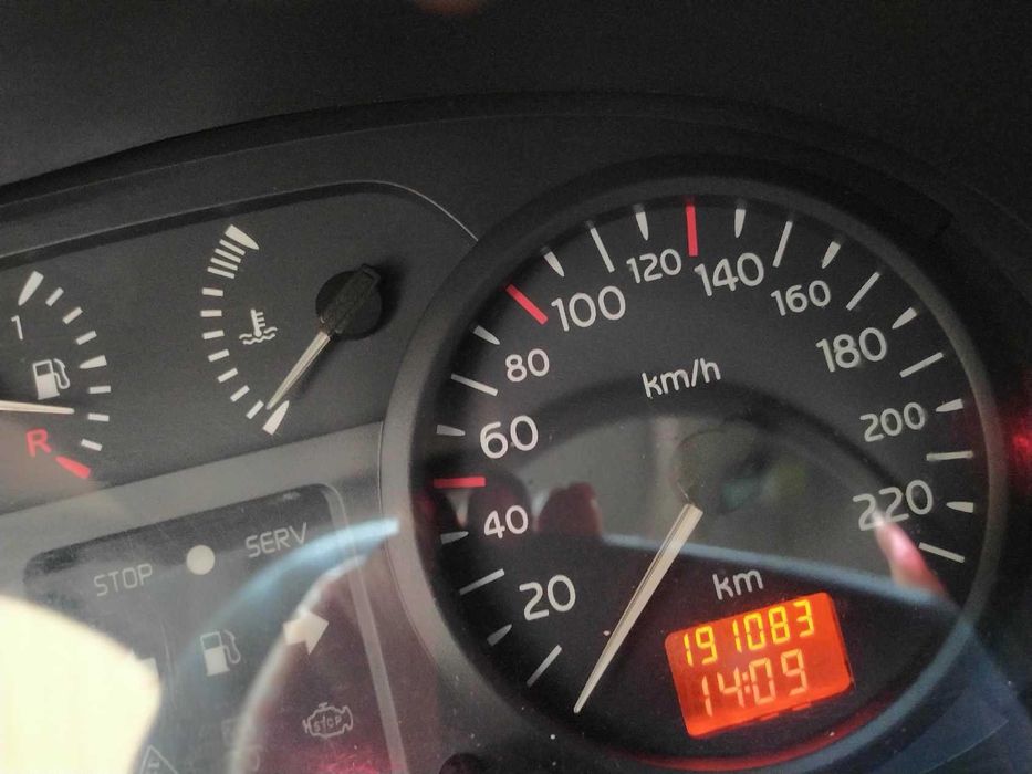 renault clio 1.1 2002