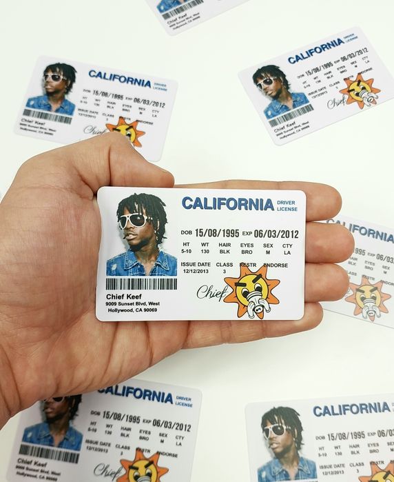 НАЛОЖКА, Сувенірні права Тайлера, Волтера Вайта, Скарфейс та БАГАТО ІН