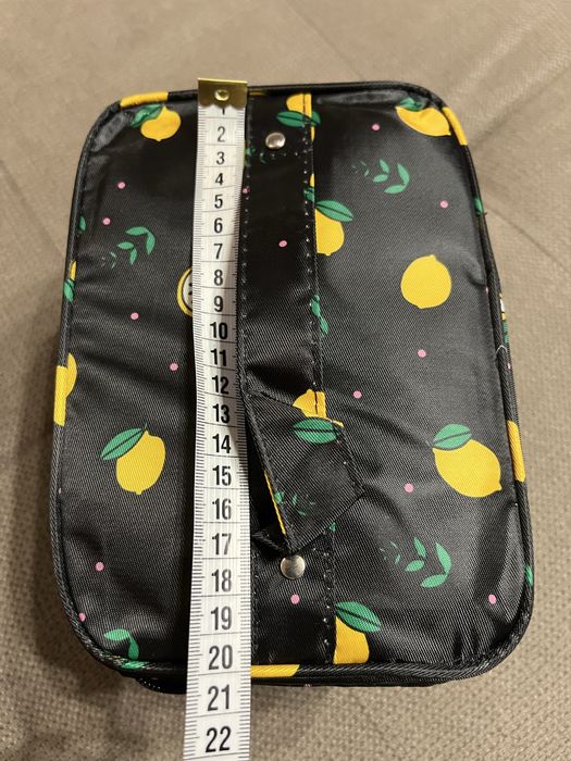 Косметичка дорожная