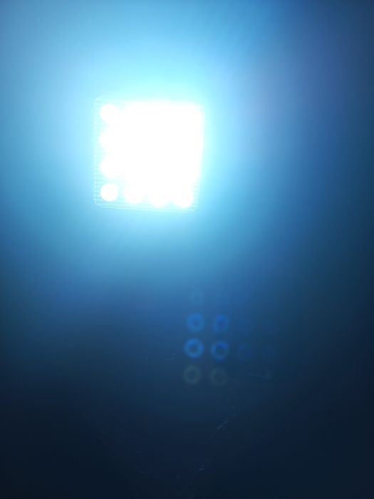 Як зарядна станція. Комплект живлення.