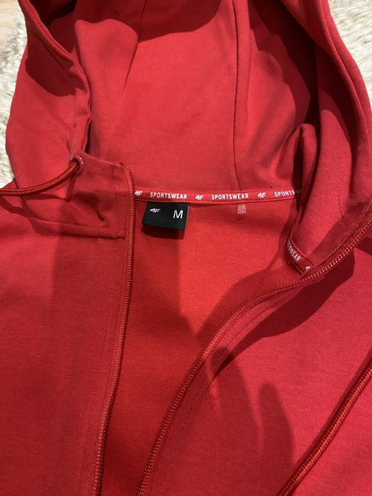 Bluza czerwona damska z kapturem M basic