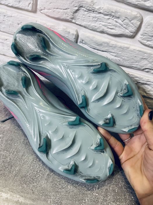 Бутси, Nike, Adidas