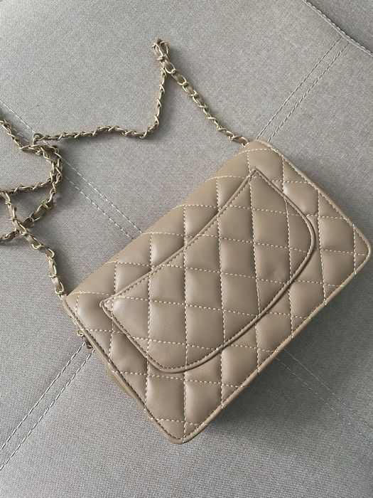 Сумка в стилі  chanel classic wallet